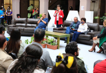 Inauguran Tendido de libros en Palacio Municipal