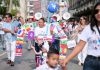 Niñas y niños desfilaron con entusiasmo y alegría para conmemorar el 78 Aniversario de la ONU