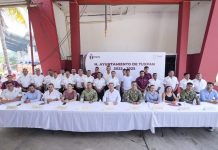 Gobierno de Tuxpan felicitó y festejó a los bomberos en su día
