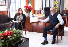 Se reúne Alberto Islas Con Delegada del IMSS