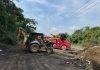 Gobierno de Tuxpan limpia basurero clandestino ubicado en la orilla de la carretera Tuxpan-Tamiahua