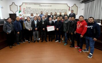 Reconoce Cabildo trayectoria y logros de Daniel Aceves